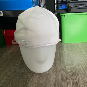 New York Yankees keps - New York Yankees, new Era keps. Storlek 7 3/8 (58.7cm). Vit färg 