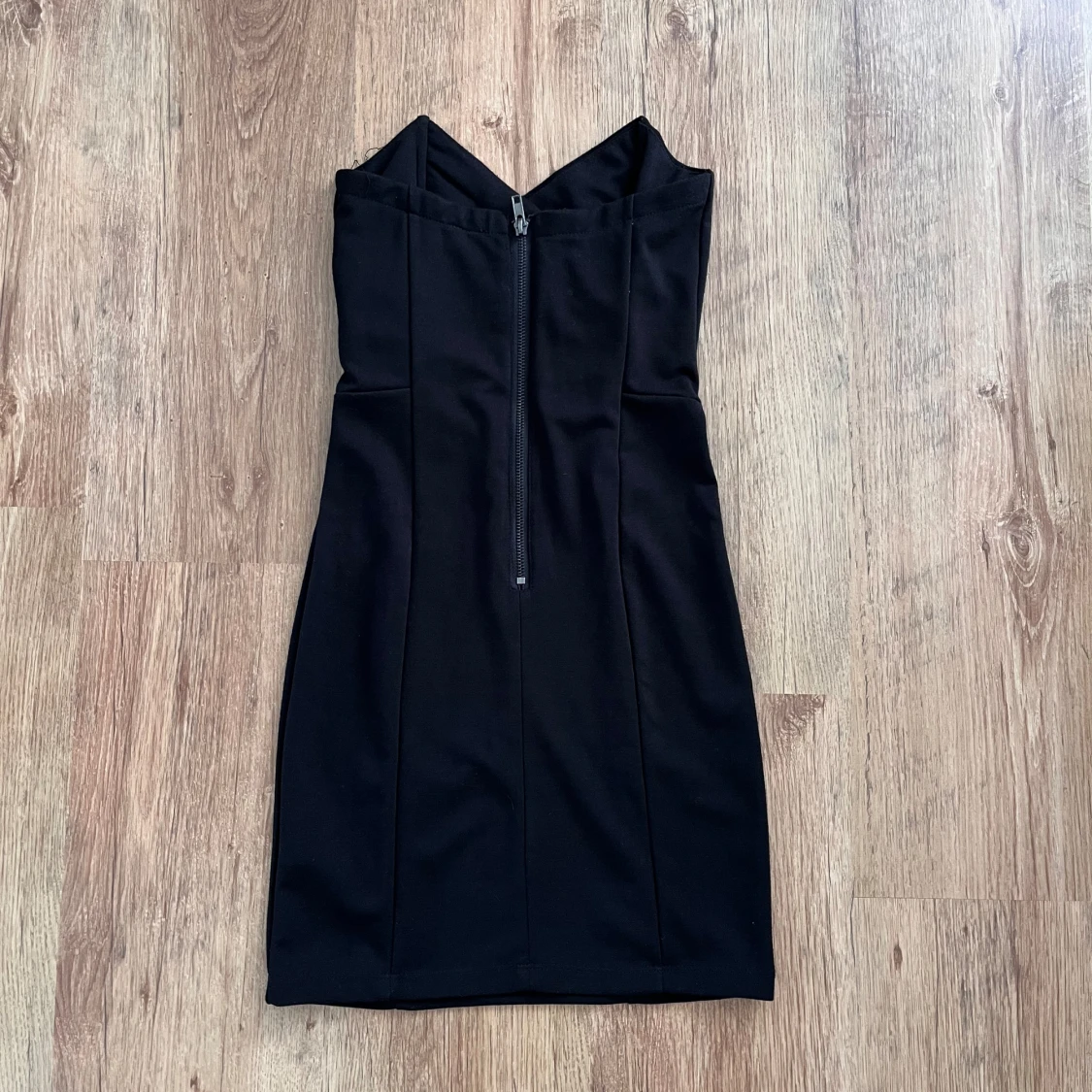 Fin festklänning från Gina Tricot  - 90