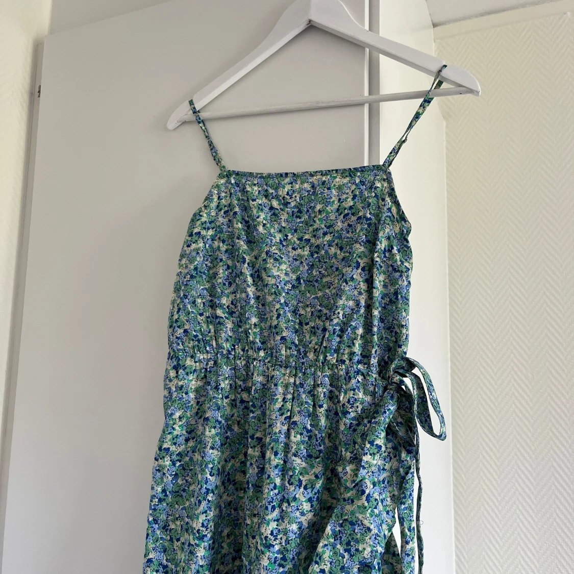 Vila klänning ny  - 90