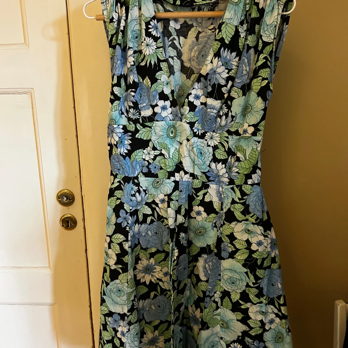 Färgglada sommarklänningar  - 92