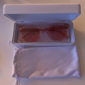 Chimi 02 Pink - Säljer mina Chimi 02 i nyskick! Fodral, ny putsduk och påse medföljer självklart! Pris kan diskuteras !  