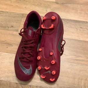 Nike mercurial  - Nike mercurial storlek 42