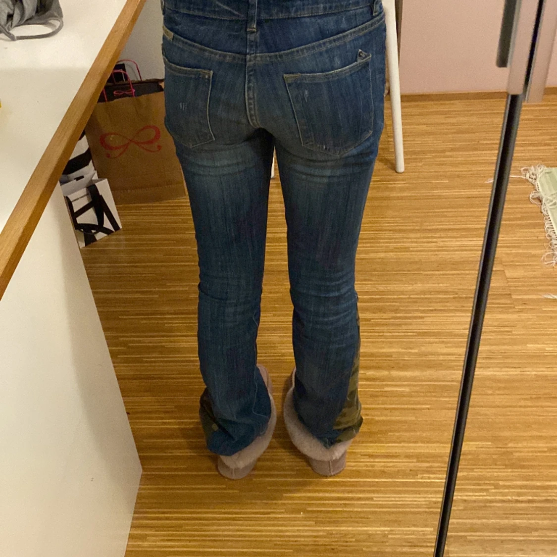 Unika lågmidjade bootcut camoflauge jeans - 91