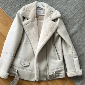 Vårjacka bikerjacka - Använd en gång! L för oversized fit. 