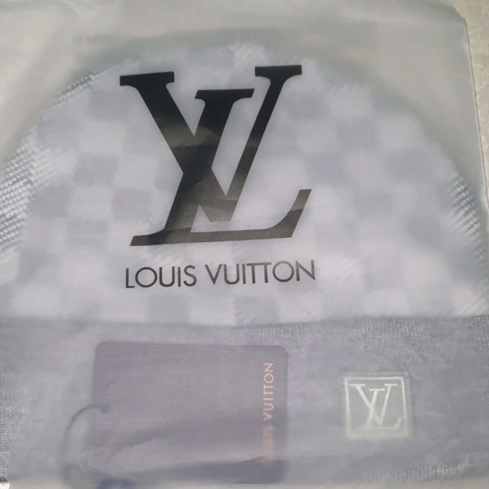 Säljer en Louis Vuitton Mössa, Kopia 1.1 Fraktar . Accessoarer.