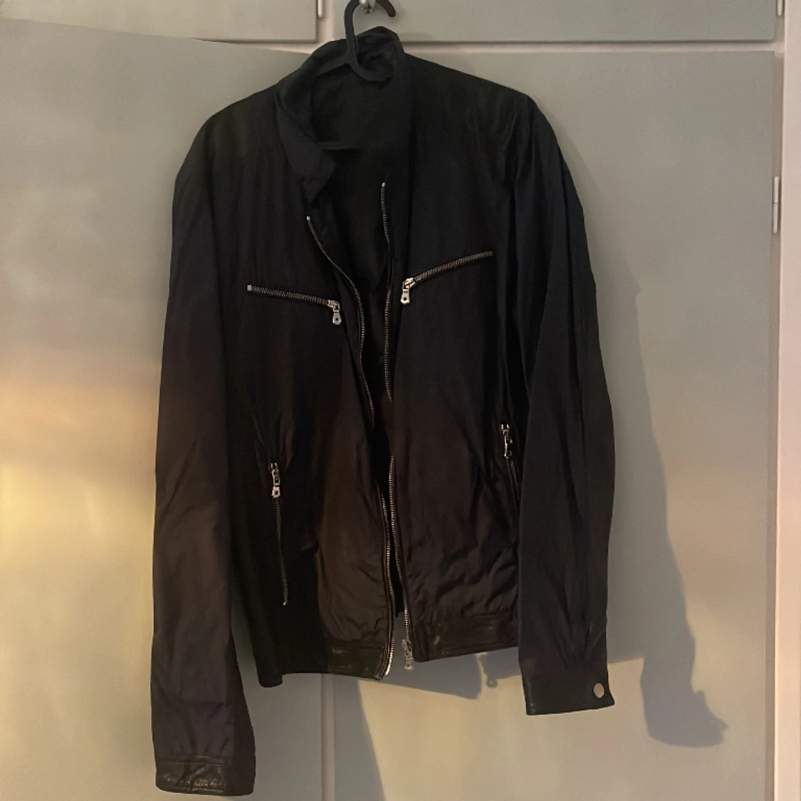 Äkta dolce gabbana jacka