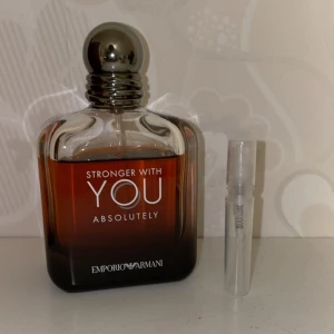 Stronger with you Absolutely  - Säljer 3 ml samples av min Stronger with you Absolutely. 