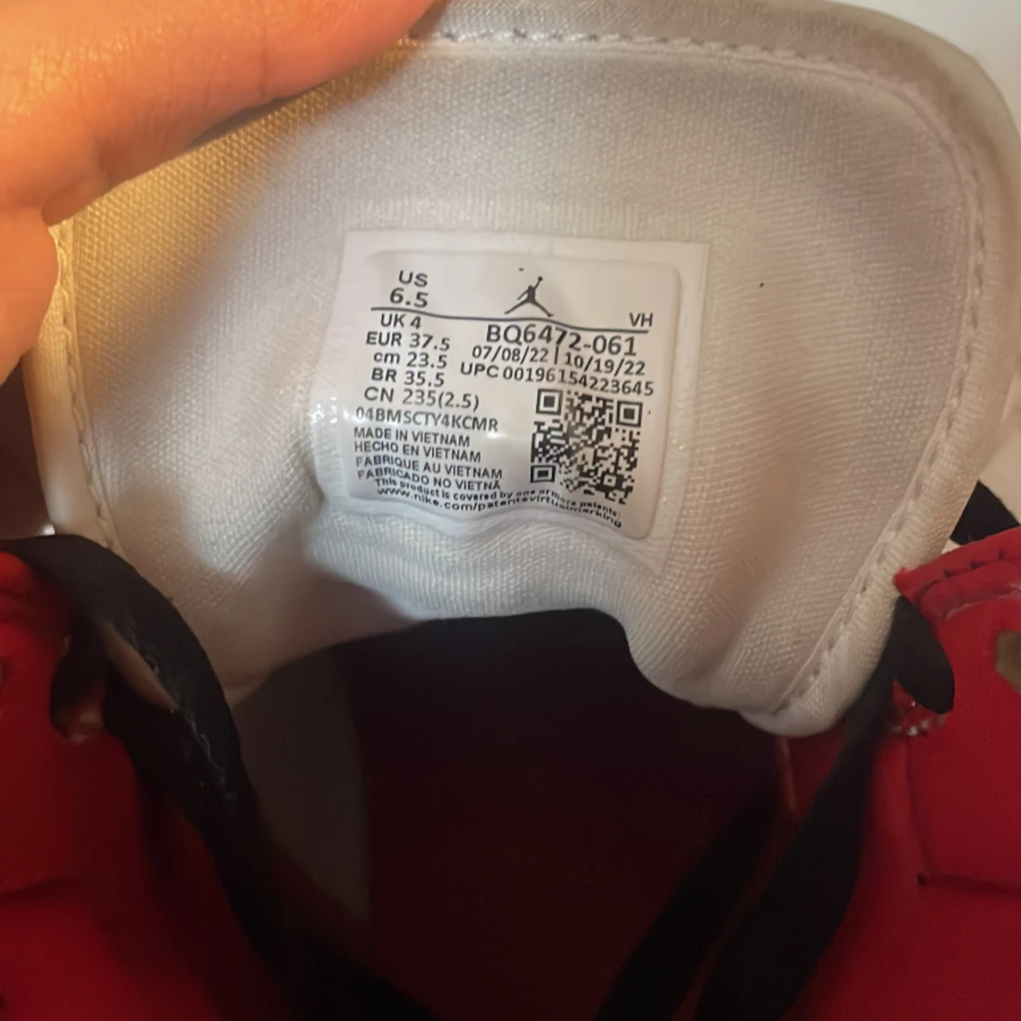 Äkta Jordan sneakers röda - 91