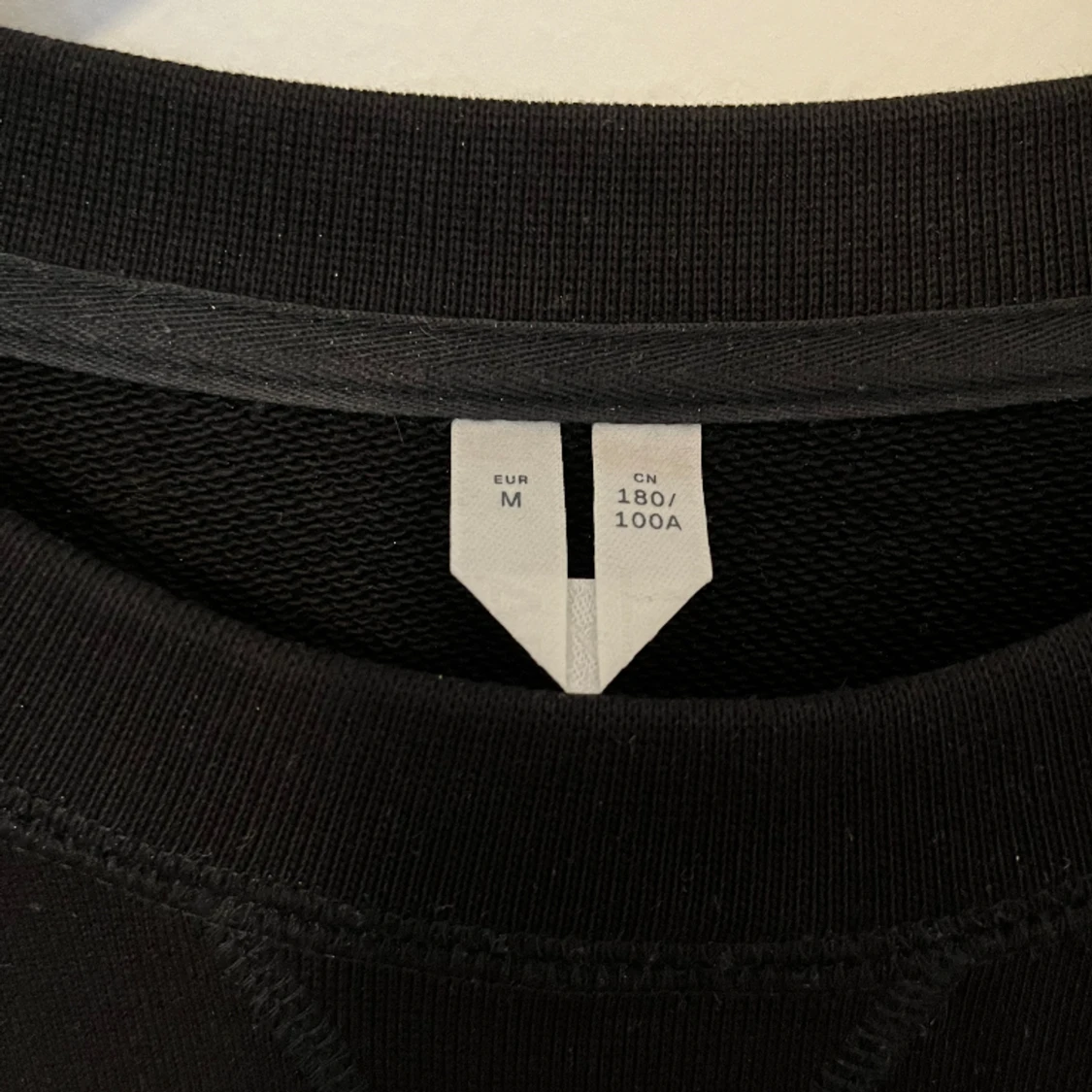 ARKET Regular sweatshirt  - 90