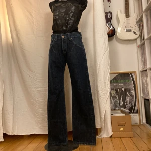 Armani jeans - Perfekta armani jeans. Strlk xs/s. 