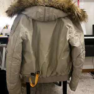 Very warm winter jacket with two layers and many pockets! 