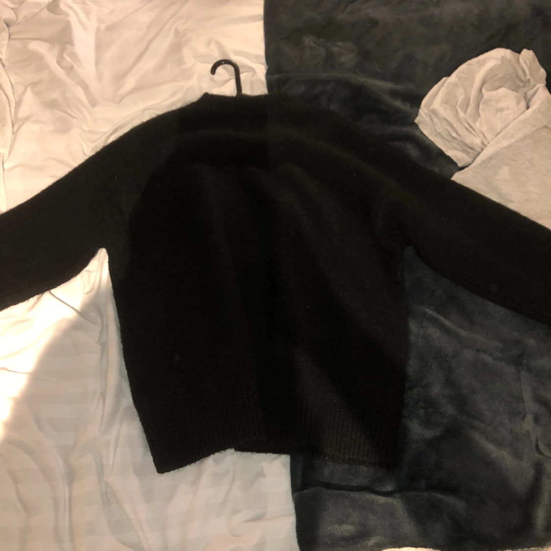 Svart stickad tröja från junkyard, märke: Sweet Skbts - 90