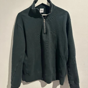 Zara zip - Zara zip 1/4, mörkgrön storlek S, 150 + 📦