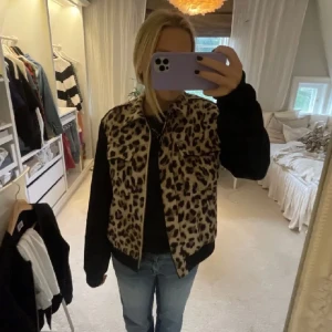 Jätte söt - Inresekoll då ja nyss köpte den🫶🏻🫶🏻, nu pris är 3,5 custommade!!