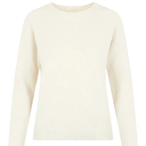 Beige stickad tröja - Jättefin beige stickad tröja från Vero Moda! Den ser lite grå ut på andra bilden pga ljuset, storlek xs. Lite nopprig men fint skick och inte använd särskilt mycket. Säljer för 110 kr💞