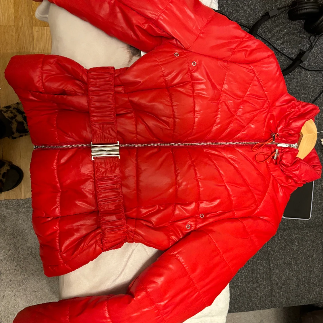 Röd jacka - 90