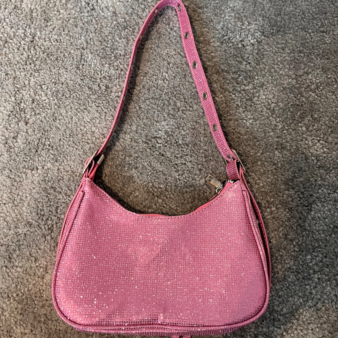 Rosa glittrig väska - 90