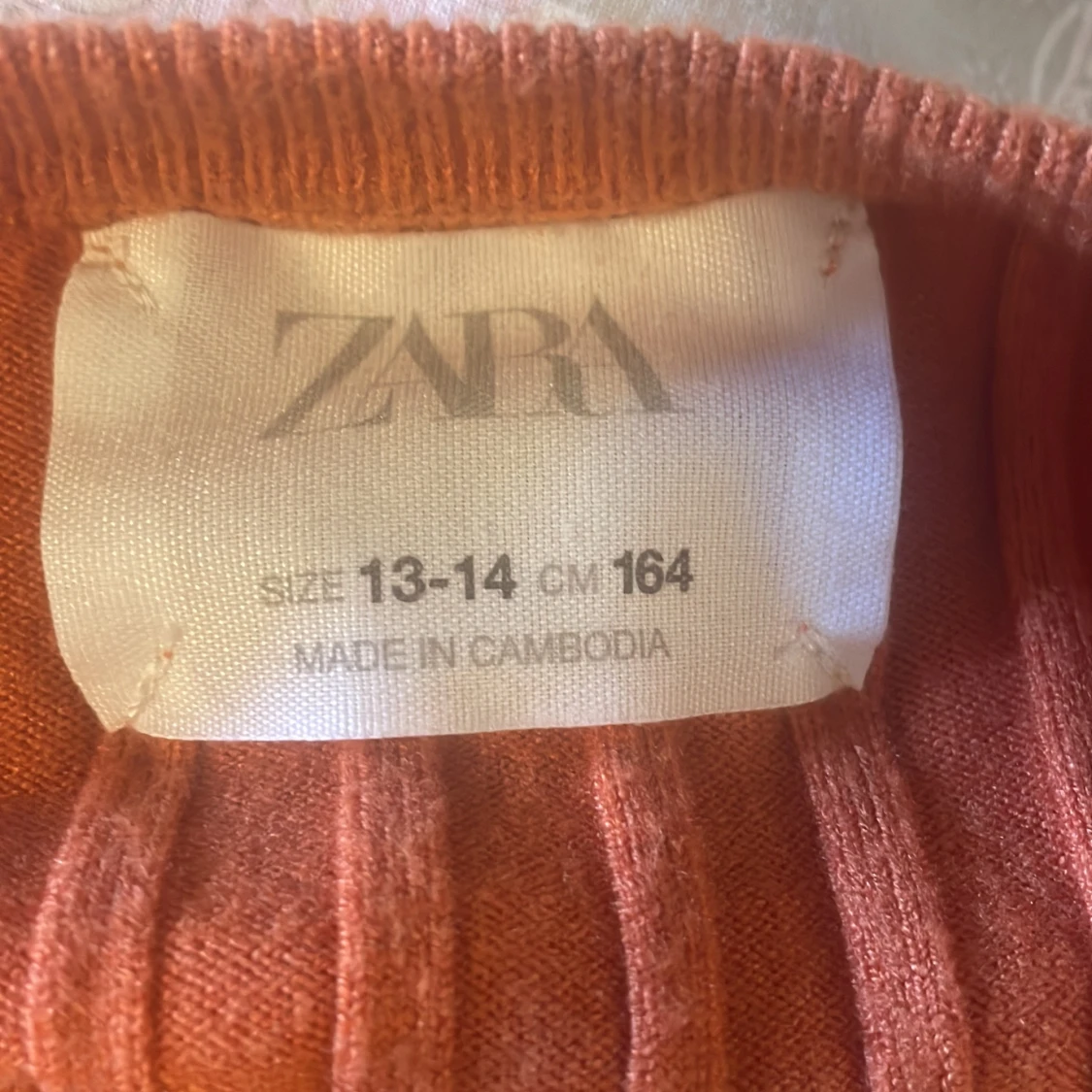 Orange långärmad tröja - 90