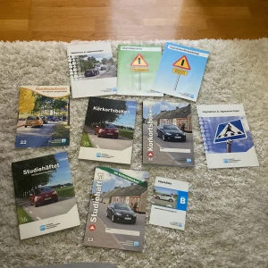 Körkortsböcker - Körkortsböcker i 2 upplagor