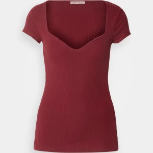 Fin tröja  - Aldrig använd med lappen kvar! Skriv privat för fler bilder💕