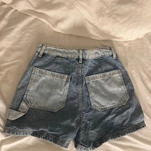 Cargo shorts - Använda fåtal gånger köpt på primark i London!