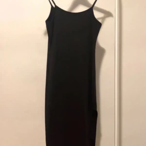 Klänning - Aldrig använd