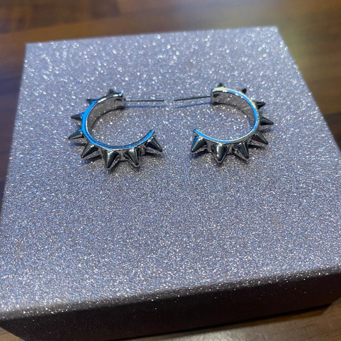 Örhängen (ej riktiga)