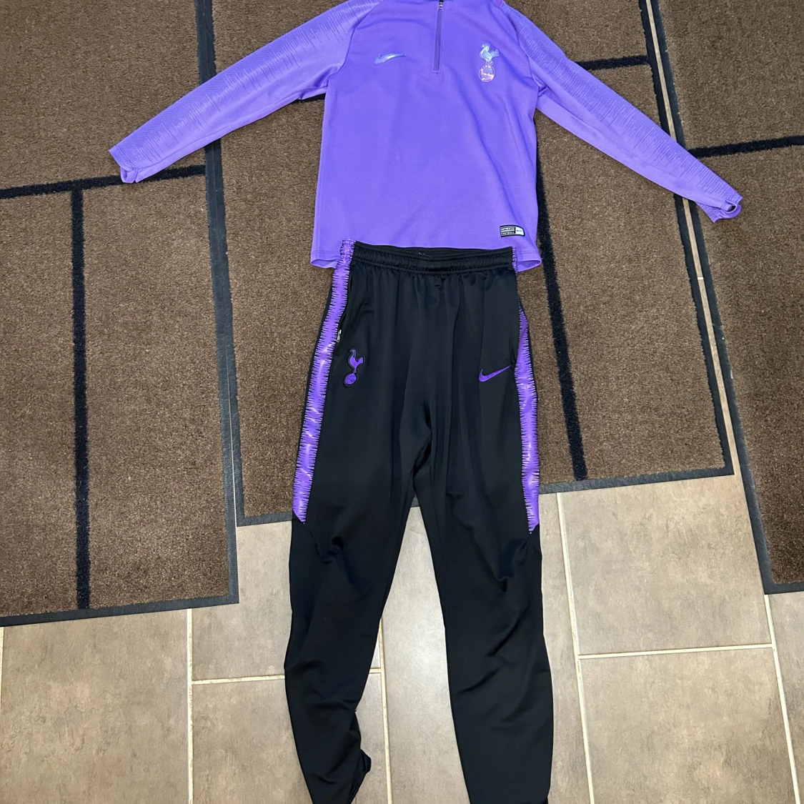 Tottenham hotspur tracksuit