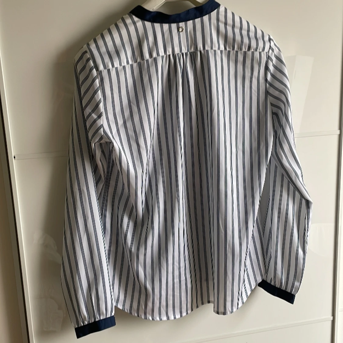 Blus Stockh LM 26 - 90