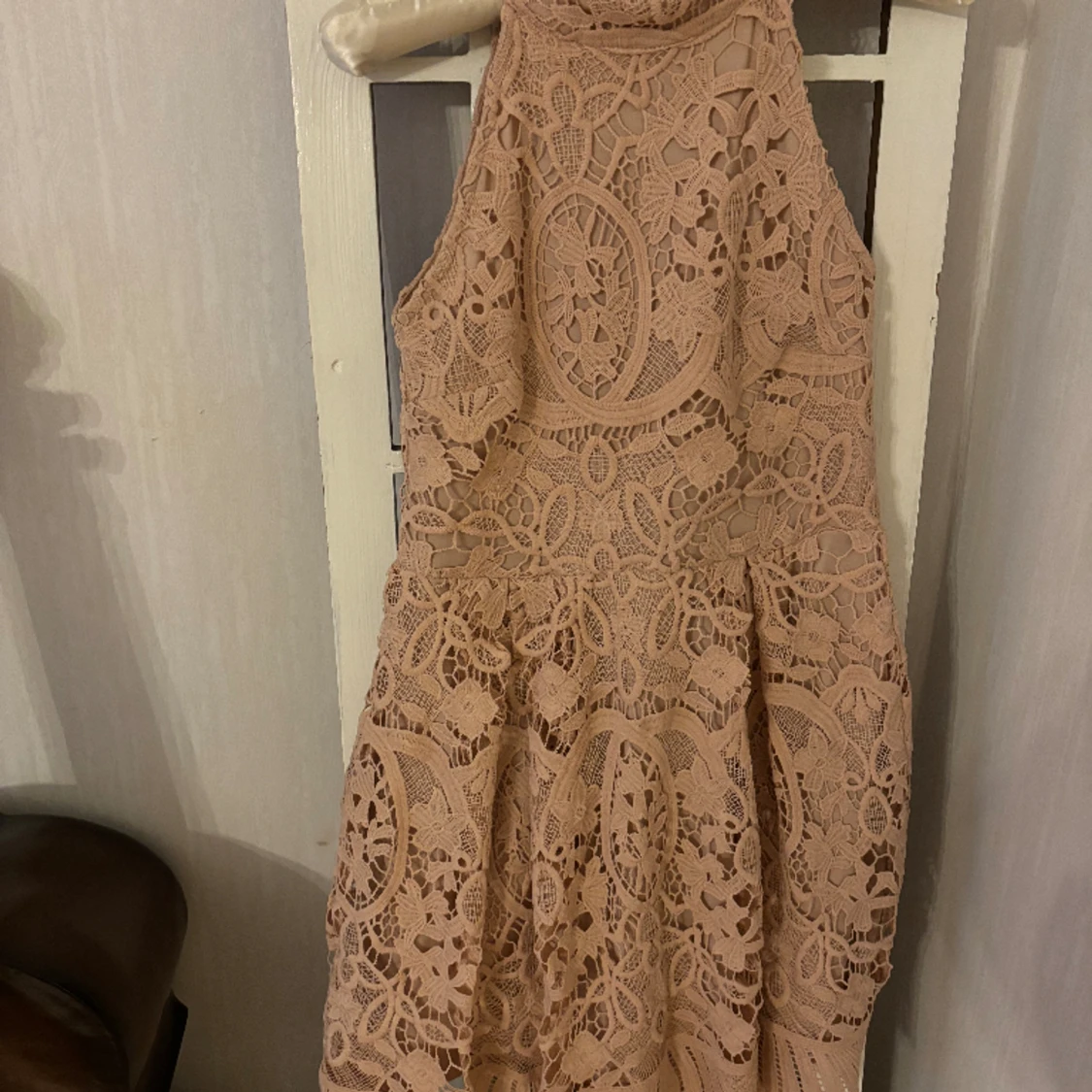 Vackert broderier spets klänning puder rosa ny! - 90