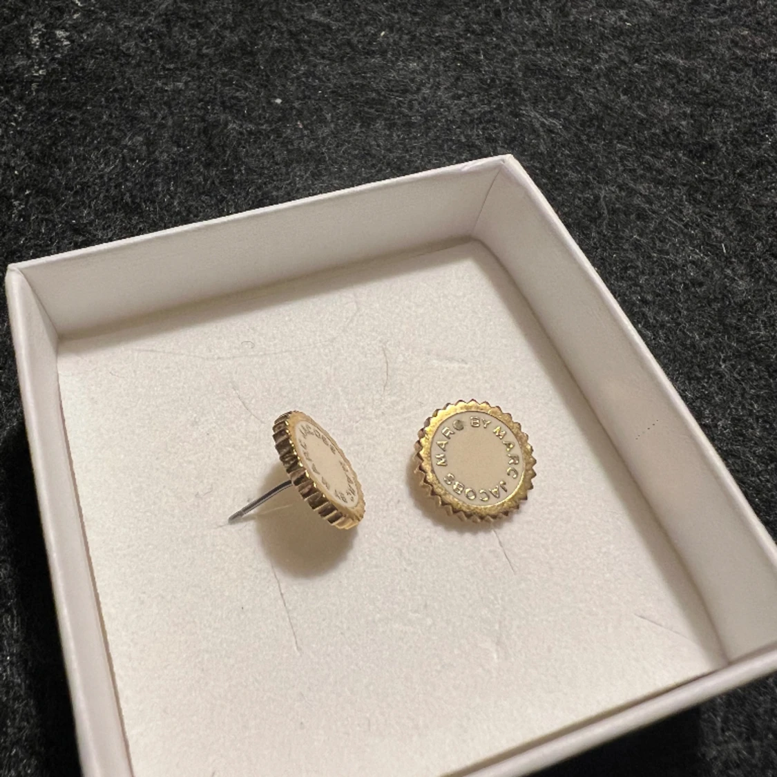 Marc Jacobs Örhängen  - 90