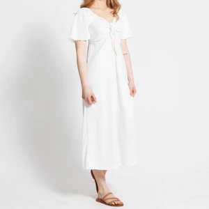 Klänning  - Ny med lappen kvar 