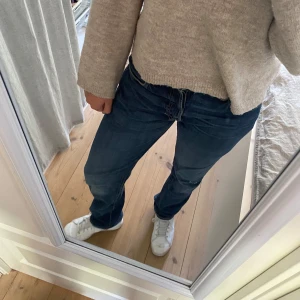 Jeans😍😍 - Jätte snygga jeans från Levis!🤩 Hör av er vid frågor🥰