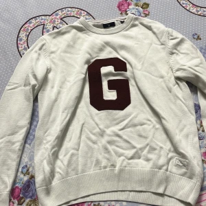 Gant Sweatshirt  - Bra skick, 4 månader gammal 