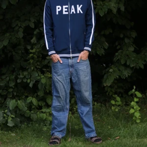 Trendiga Polar 93 jeans - Sköna polar 93 jeans. Baggy! Lite slitna