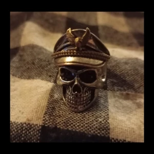 WWII skull ring - WWII skull 