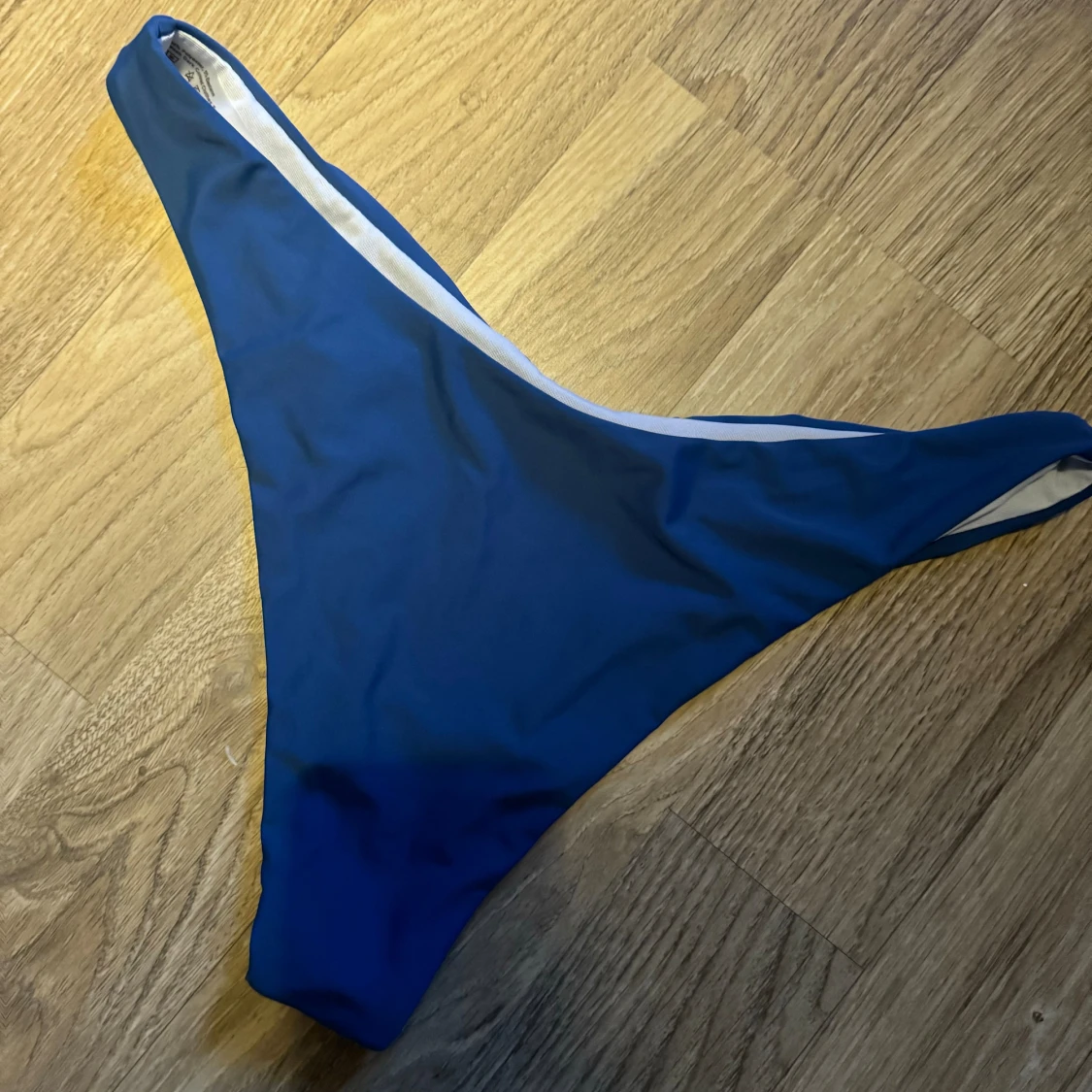 Blå bikiniunderdel - 90