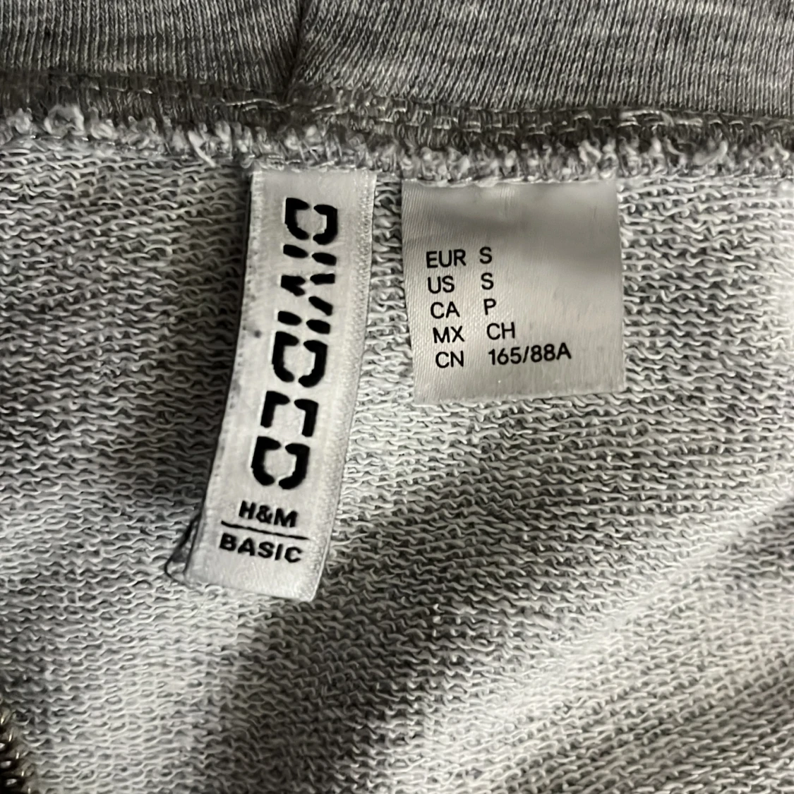 Grå hm tröja  - 91