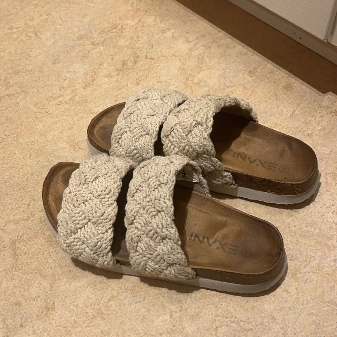 Flätade tofflor  - 92