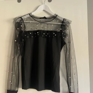 Svart meshtröja - Aldrig använd Polyester/spandex