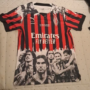 Milan legends tröja - Nyskick, inga defekter  Herrstorlek M