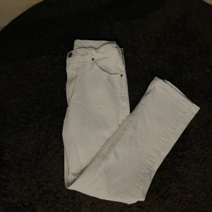 Lee jeans - Fina lee jeans i mycket bra skick! Knappt använda W 29 L 32