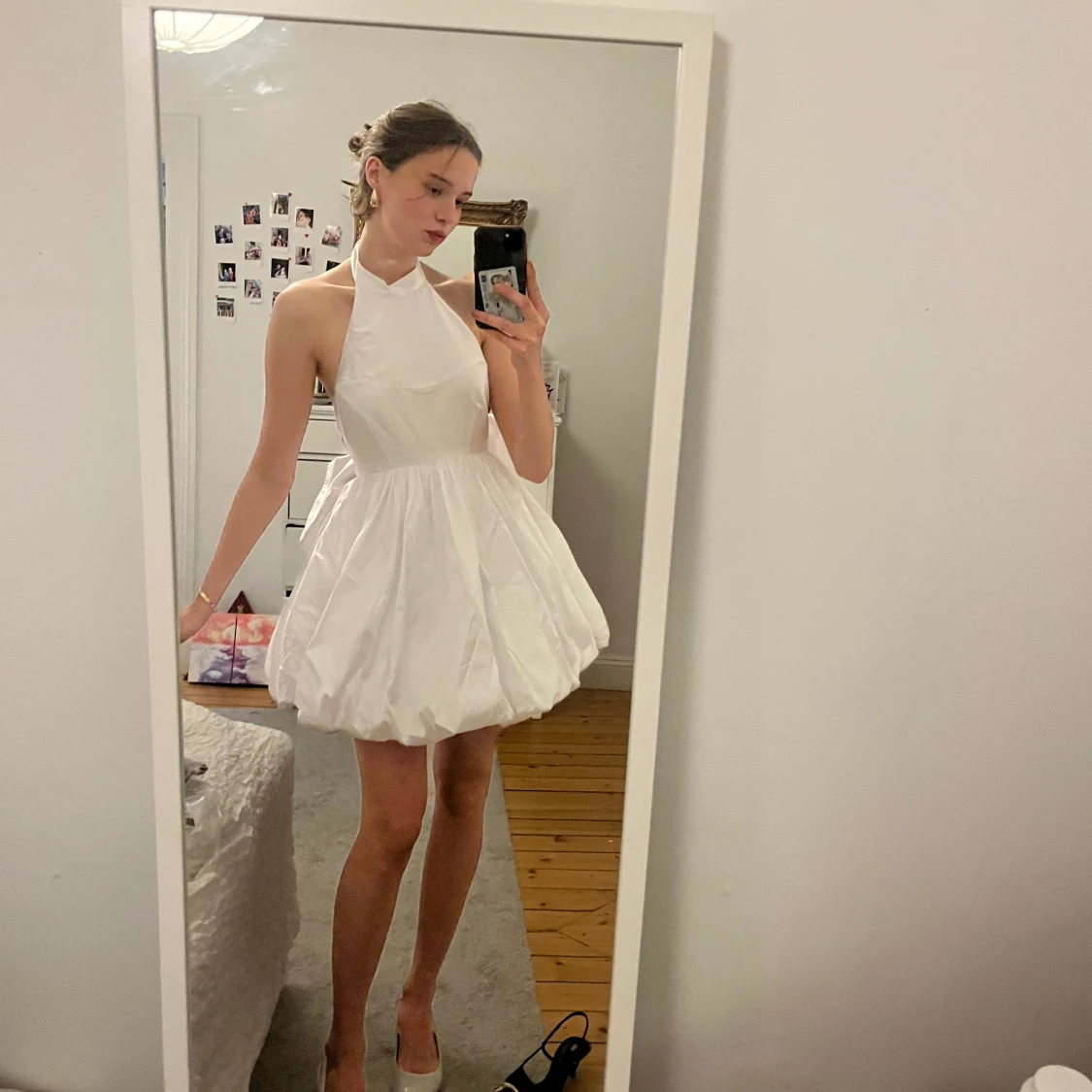 Vit rosett klänning  - 1