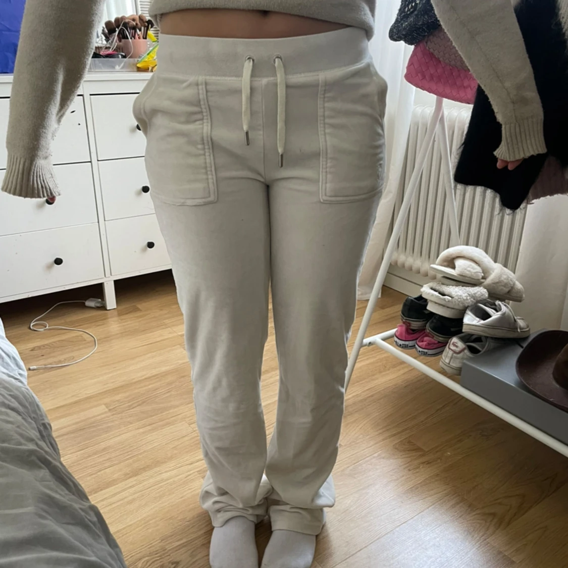 Beige mjukisbyxor - 91