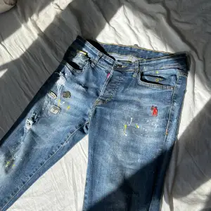 Snygga jeans från Dsquared2