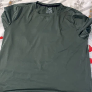 Tränings t-shirt - En tränings t-snitt som inte är använd. 