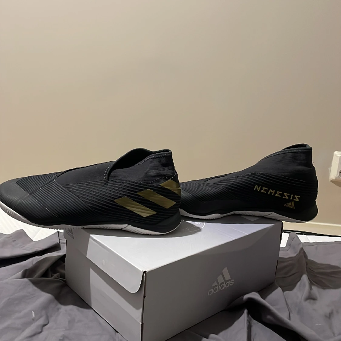 Inomhusfotbollsskor strl 44 - 91