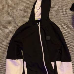 Hugo boss zip hoodie 