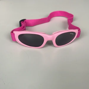 Balenciaga glasögon - Jag säljer mina glasögon för dem passar inte. Pris sitter inte fast i sten, så pris kan diskuteras!