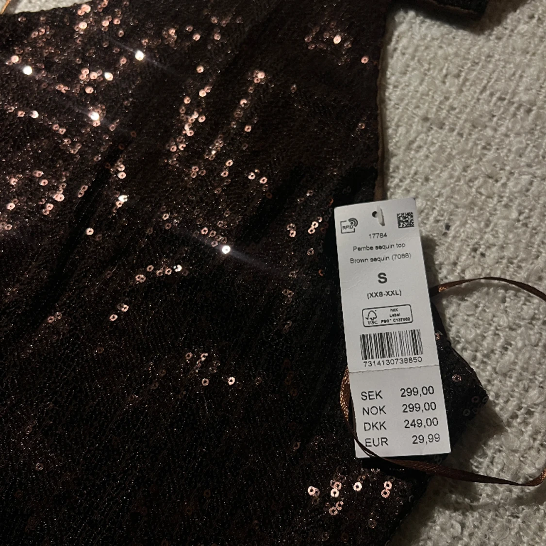 Gina tricot glittrig topp - 90